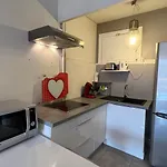 Apartament T1 Moderne Au Centre-ville D'aix-les-bains - Fr-1-555-33 Aix-les-Bains