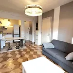 T1 Moderne Au Centre-ville D'aix-les-bains - Fr-1-555-33 *